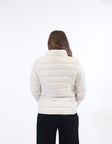 Giubbino con logo triangolare Guess V4YL04WF3X0