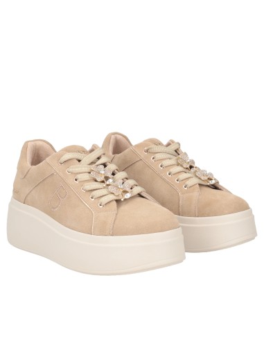 Sneakers in pelle scamosciata Dazzling con fiori strass beige Tosca Blu SF2502S025